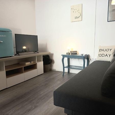 Apartamentos Centricos A 10 Min De La Playa Almería Esterno foto
